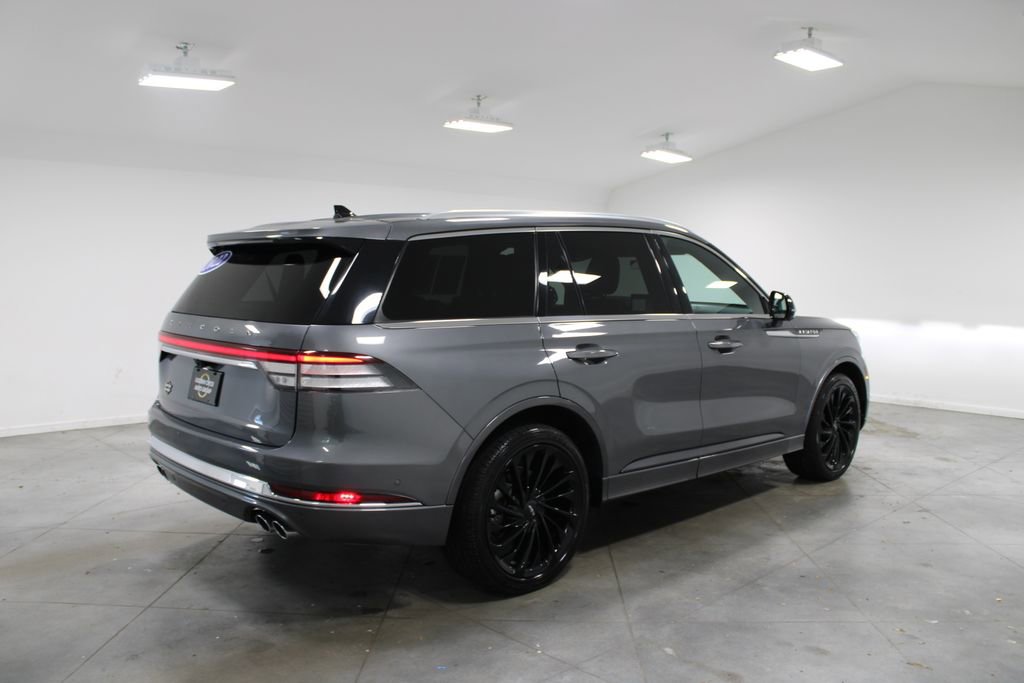 Used 2022 Lincoln Aviator Reserve w/ Equipment Group 201A AWD/4WD image 9