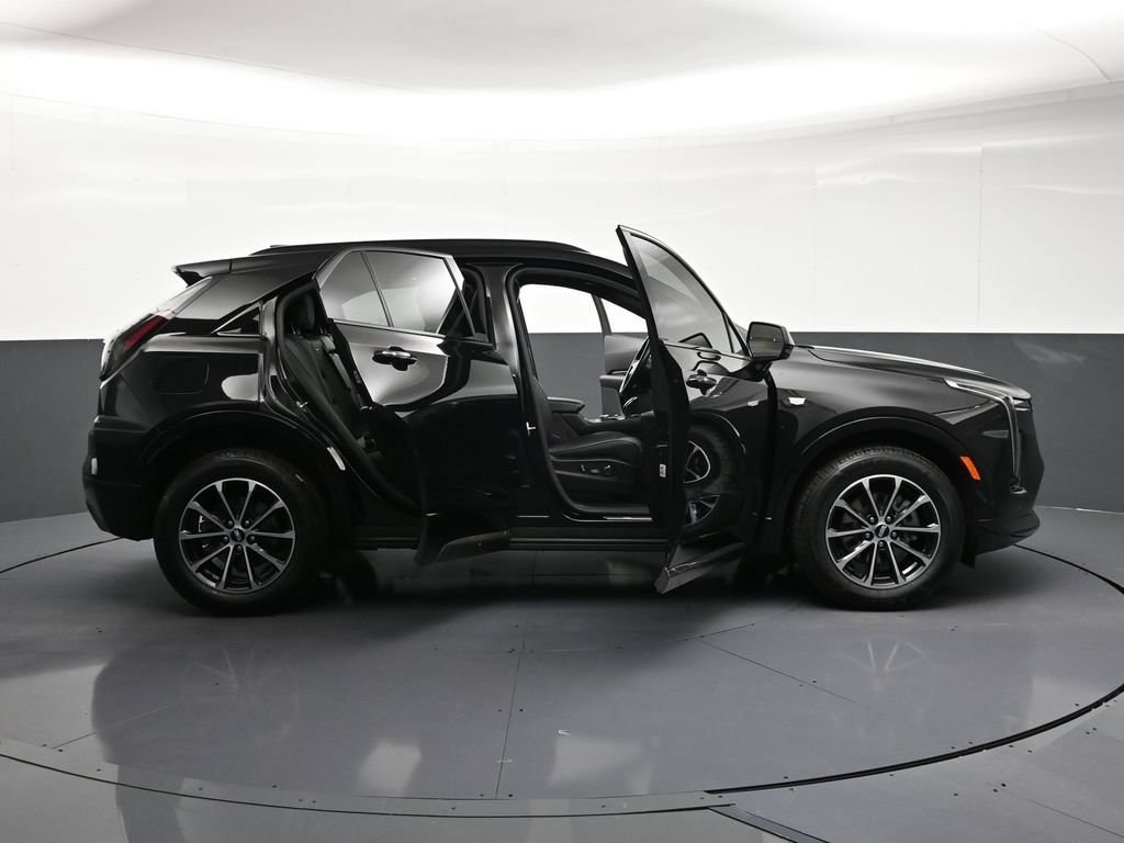 Certified 2024 Cadillac XT4 Sport w/ Cold Weather Package AWD/4WD image 33