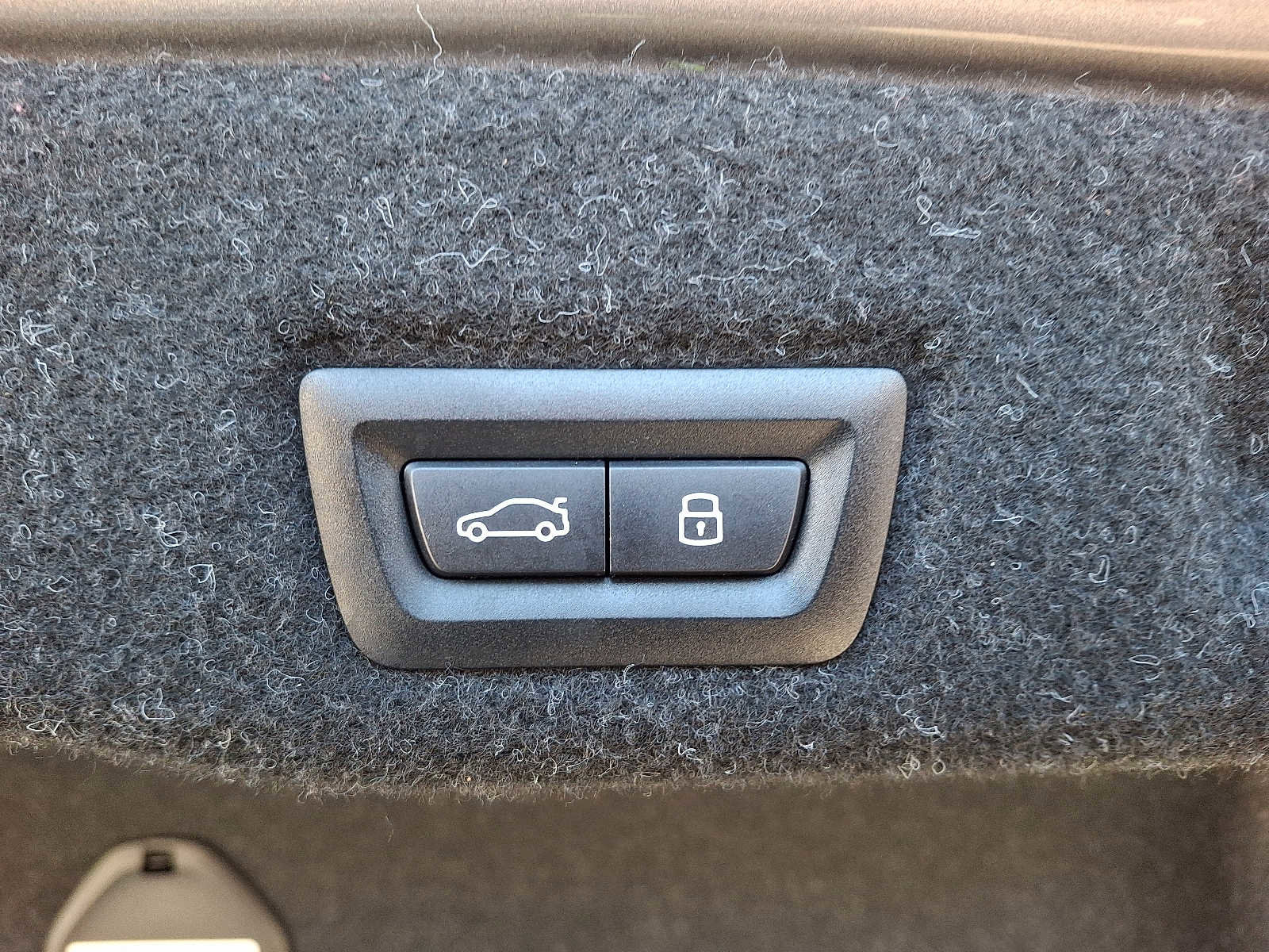 Used 2025 BMW i5 xDrive40 w/ M Sport Package image 29