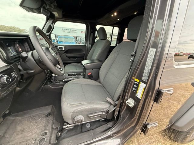 Used 2024 Jeep Wrangler Sport S image 9