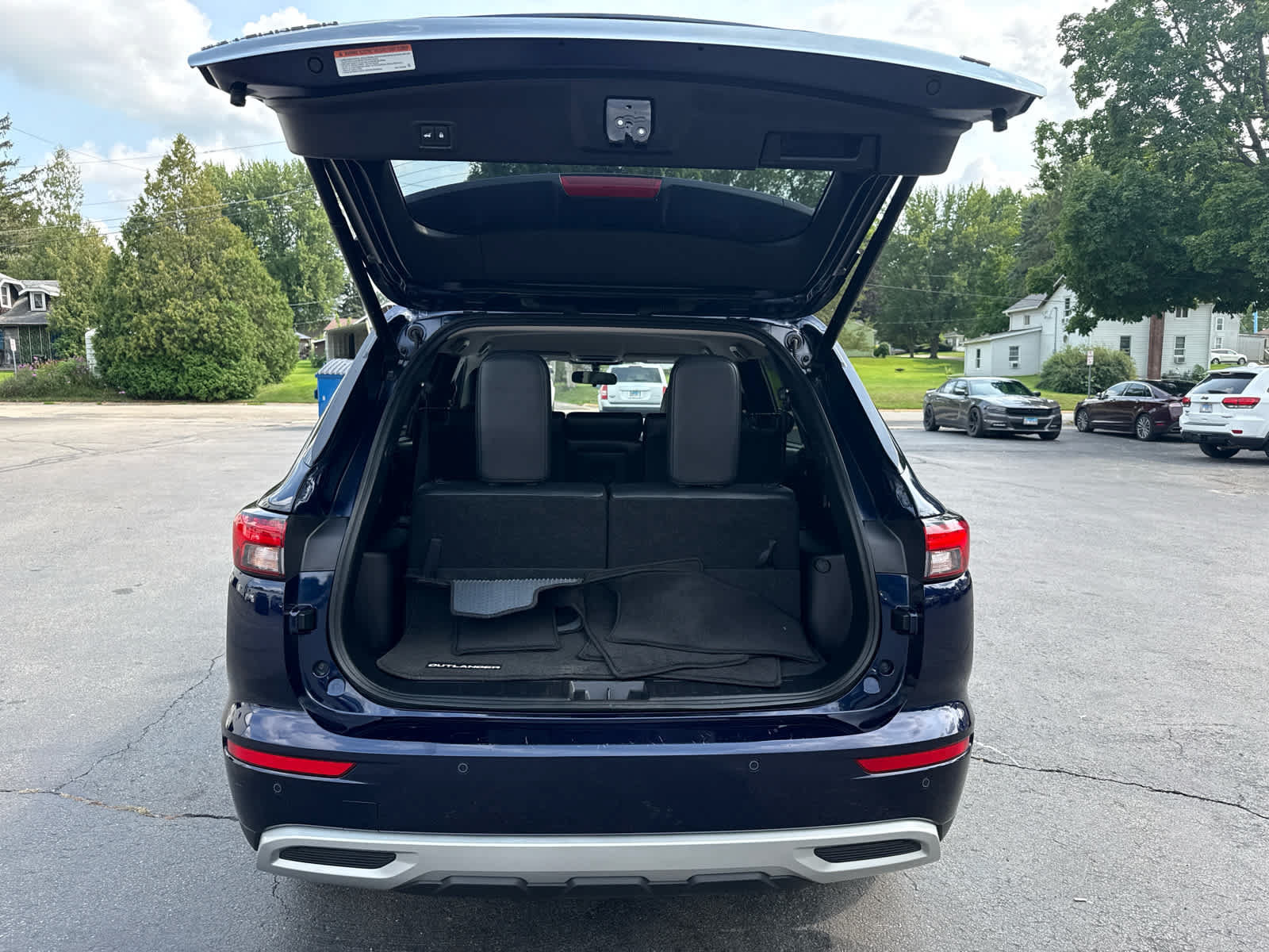 Used 2024 Mitsubishi Outlander SE AWD/4WD image 16