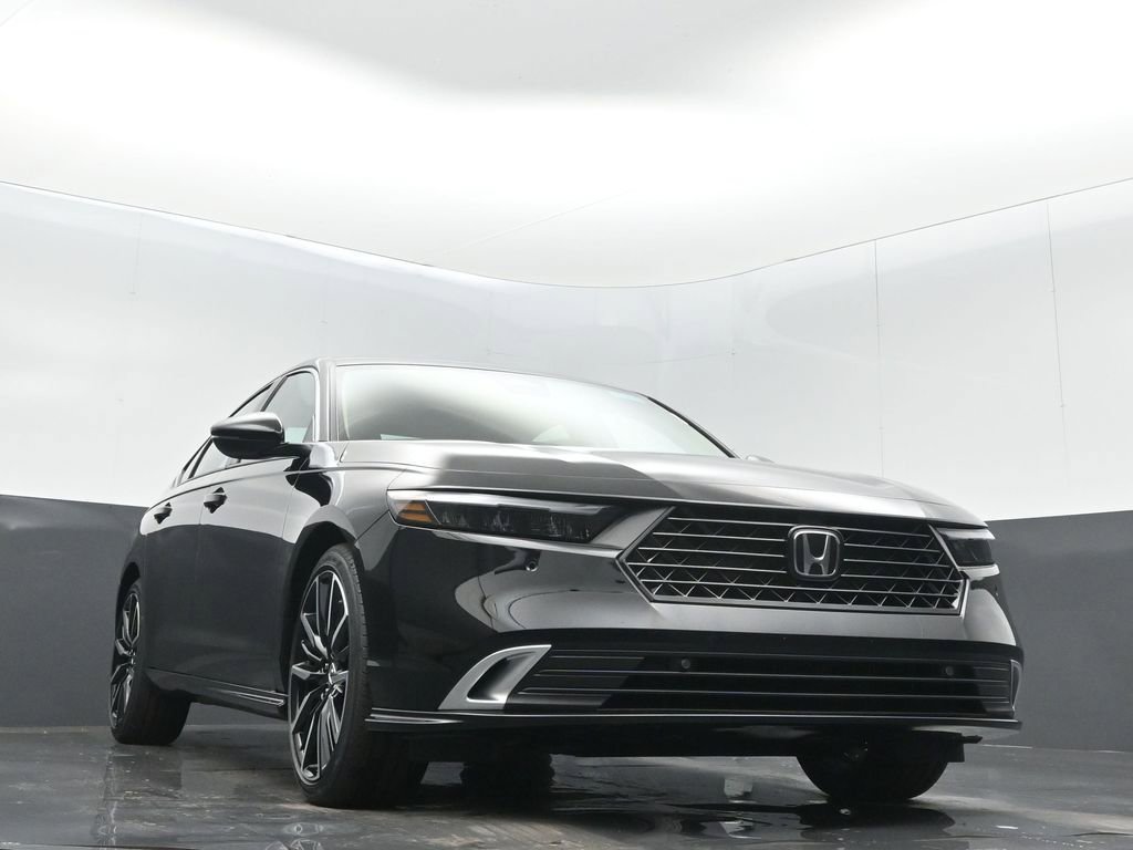 New 2026 Honda Accord Touring image 5