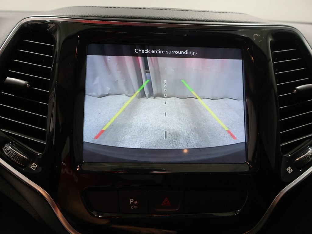 Used 2020 Jeep Cherokee Limited AWD/4WD image 25