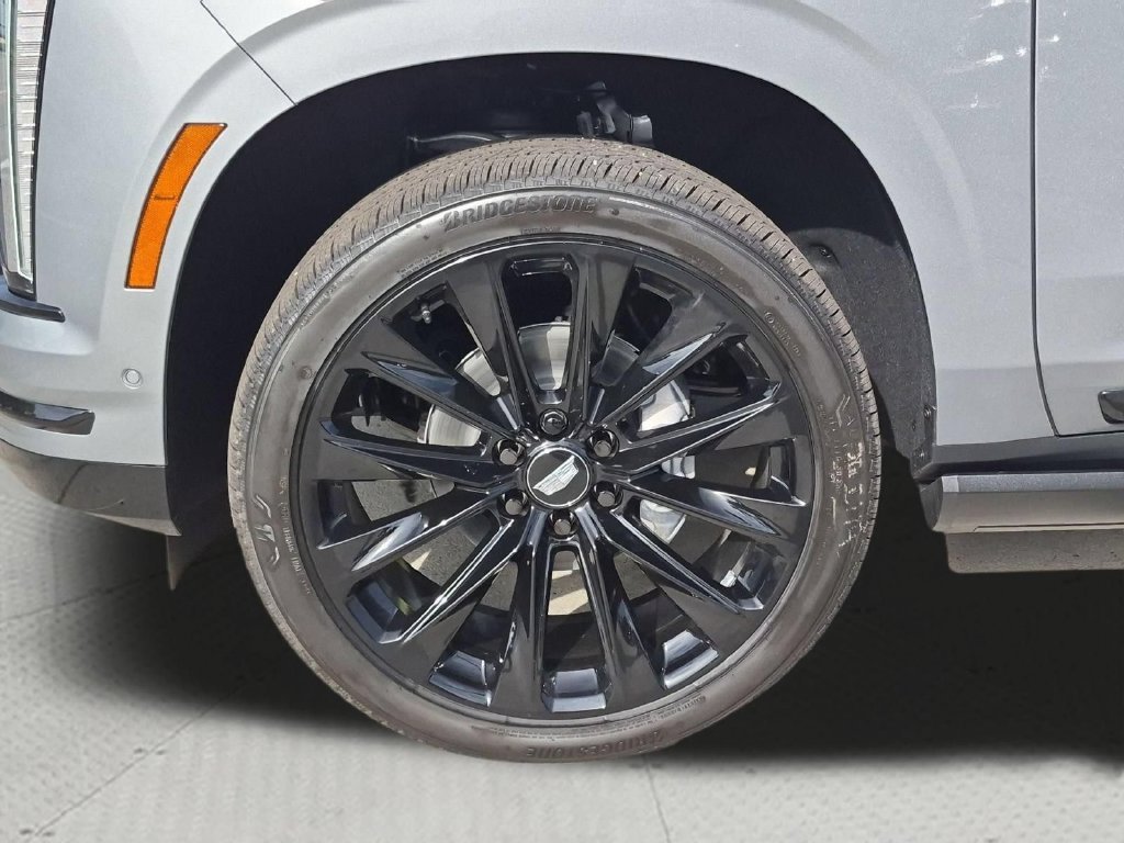 New 2026 Cadillac Escalade Platinum Sport w/ LPO, ONYX Package AWD/4WD image 33
