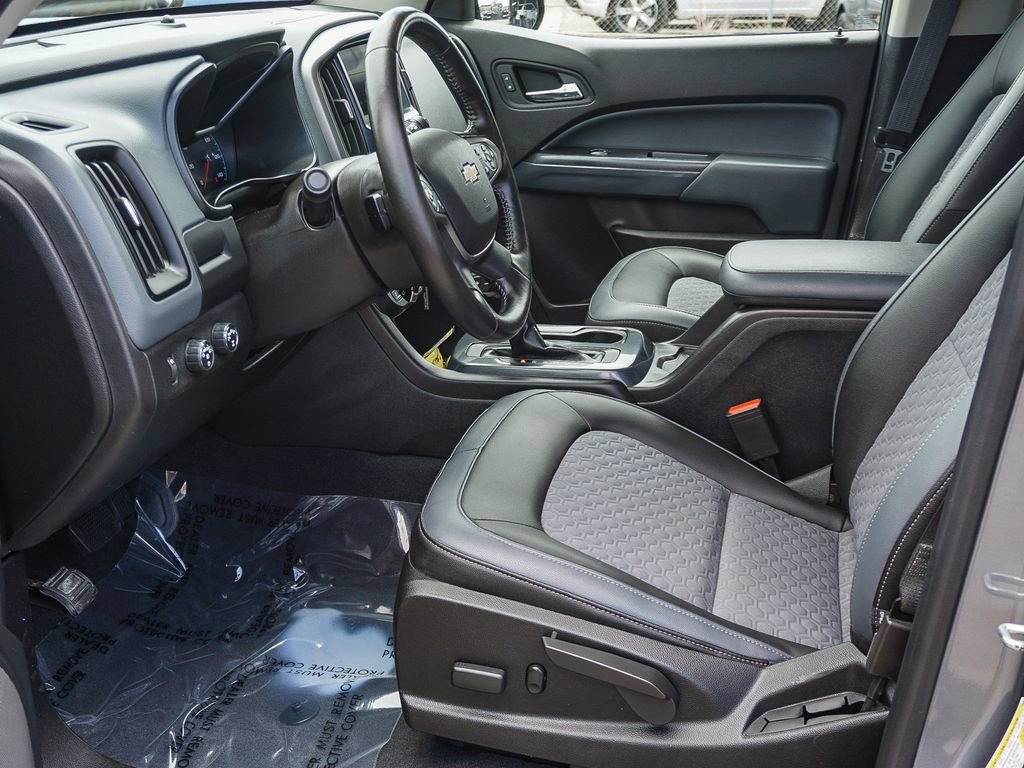 Used 2020 Chevrolet Colorado Z71 AWD/4WD image 17