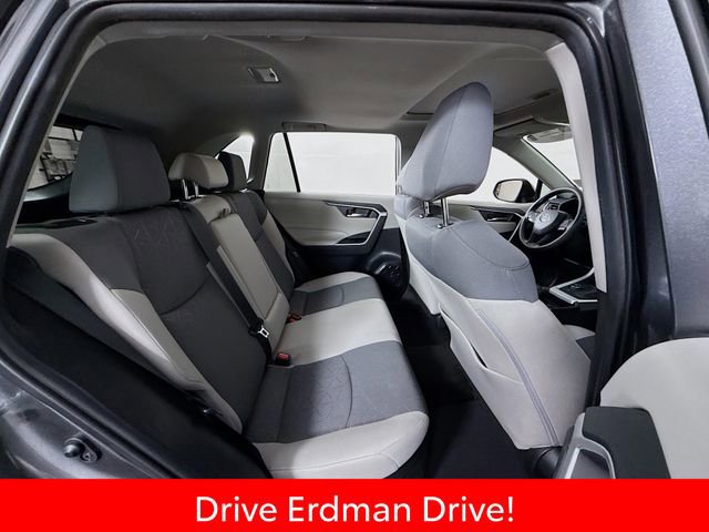 Certified 2021 Toyota RAV4 XLE w/ Convenience Package AWD/4WD image 28