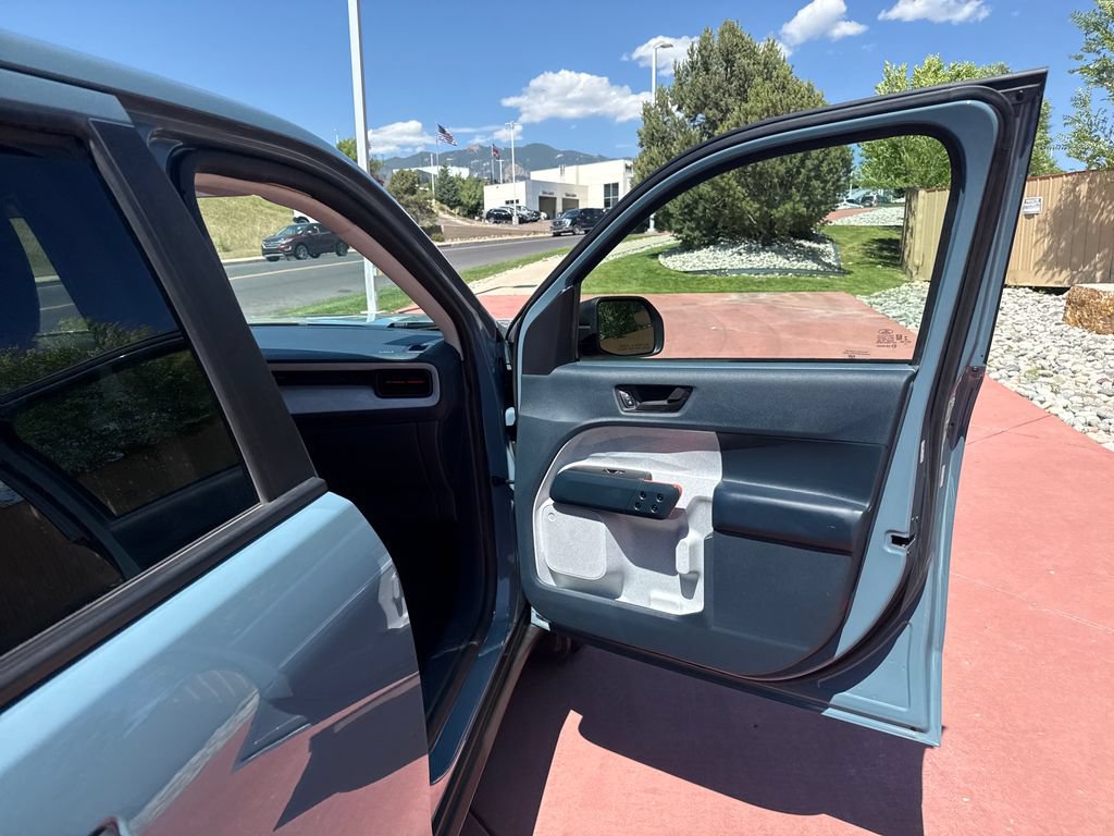Used 2022 Ford Maverick XLT FWD image 29