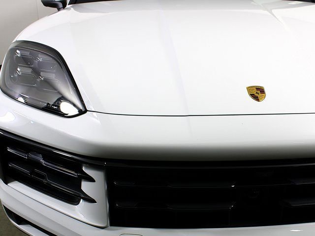 New 2026 Porsche Cayenne AWD/4WD image 11