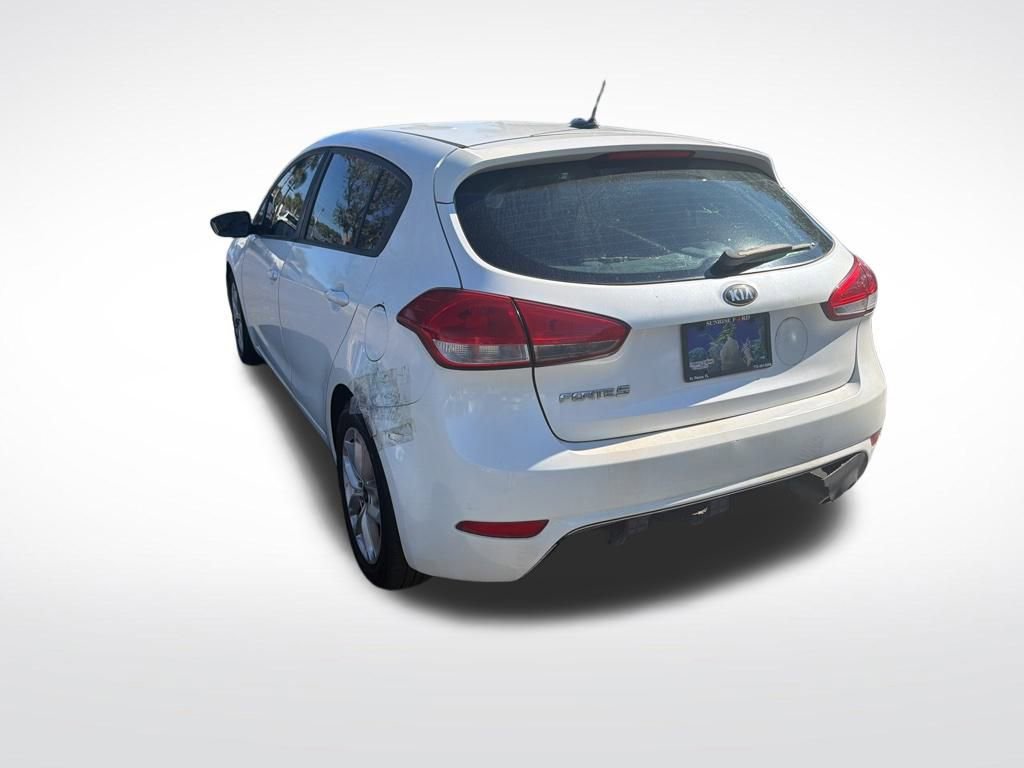 Used 2016 Kia Forte LX image 6