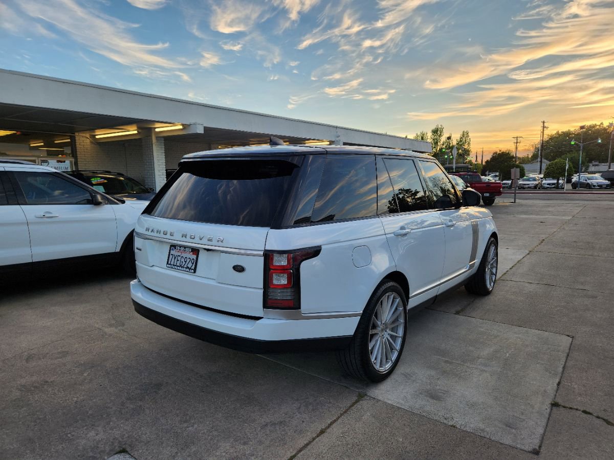 Used 2017 Land Rover Range Rover Supercharged AWD/4WD image 5