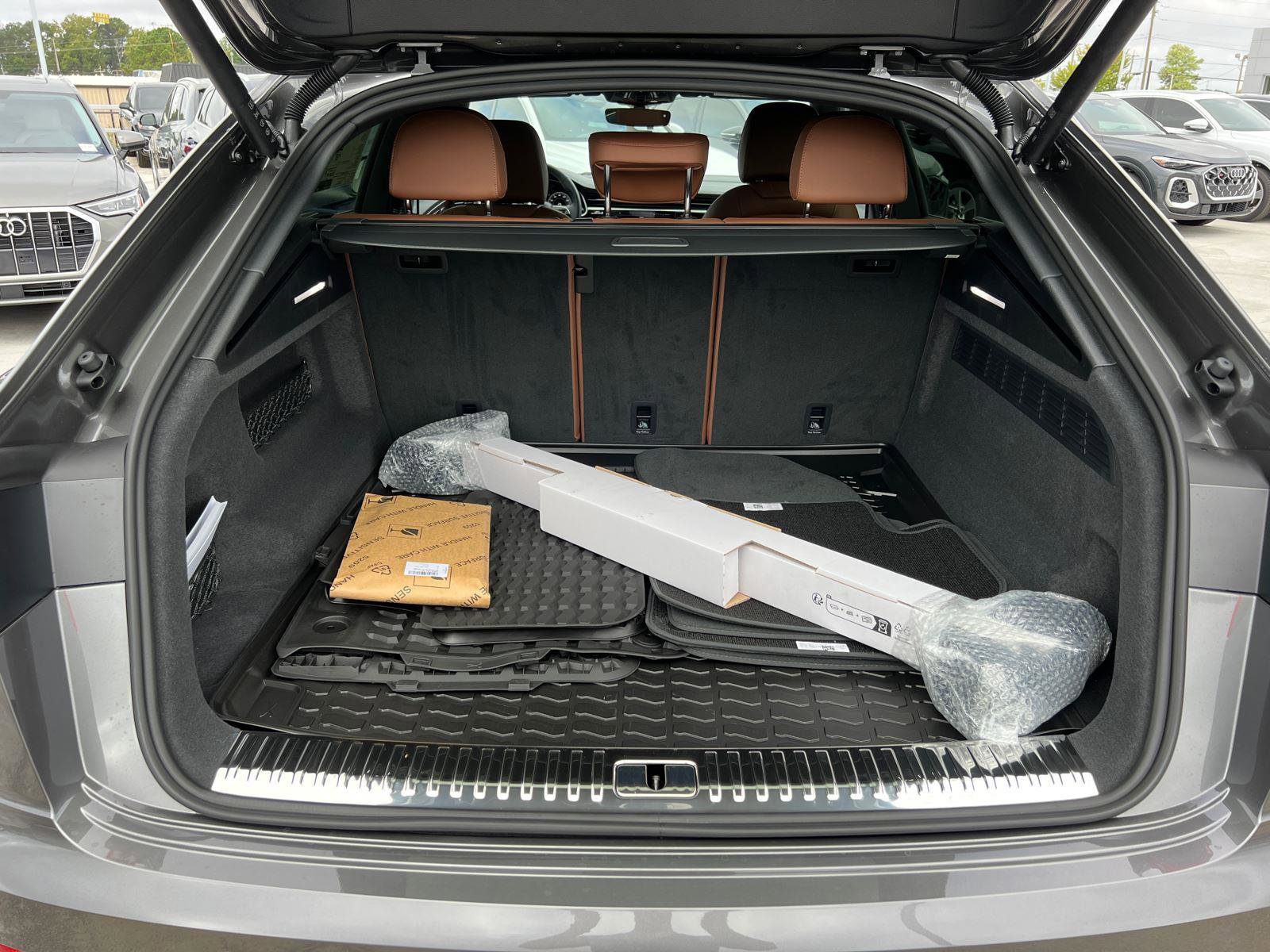 New 2026 Audi Q8 Premium AWD/4WD image 12