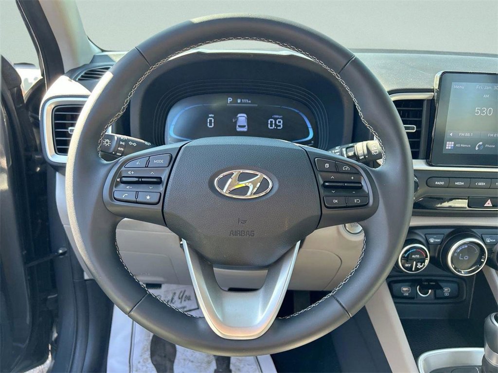 Certified 2024 Hyundai Venue SEL image 30