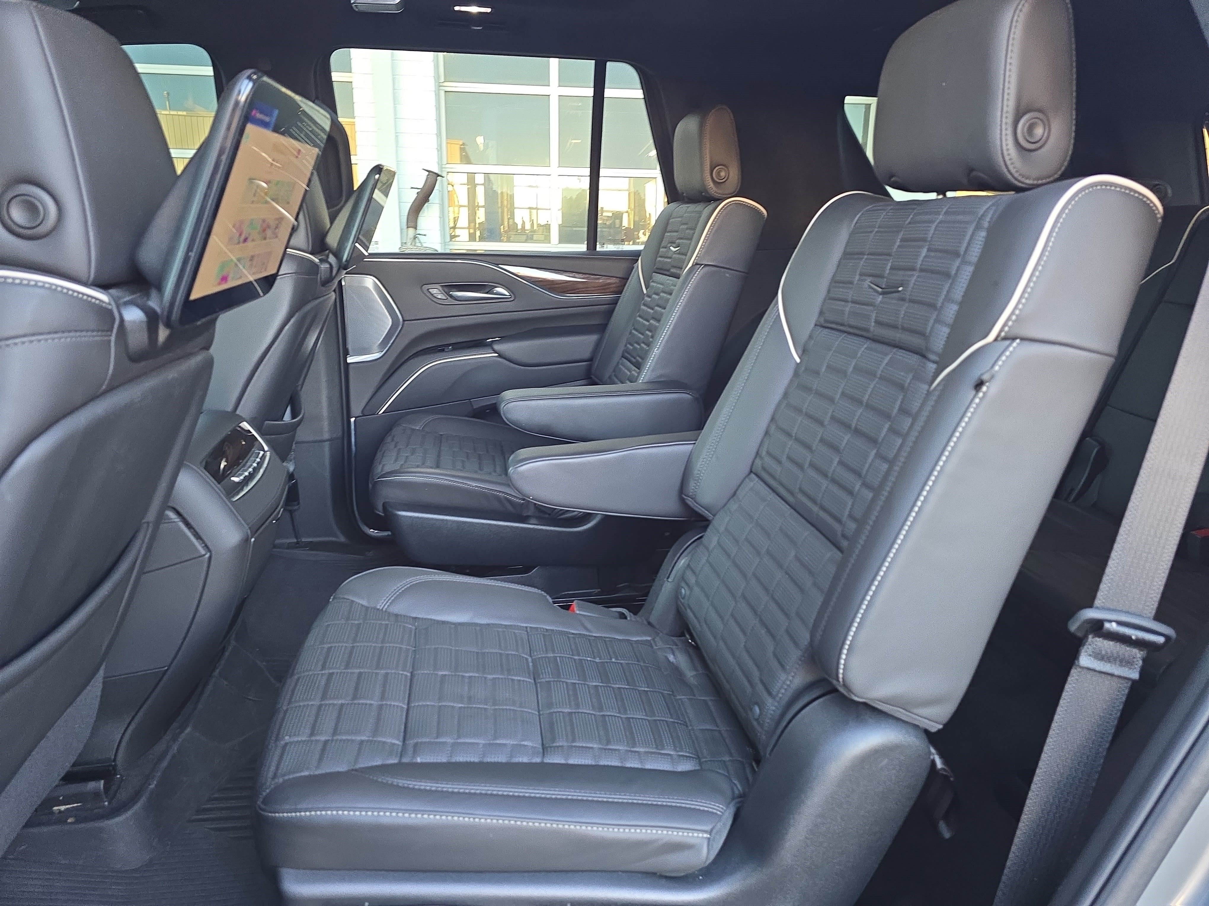 Certified 2024 Cadillac Escalade Sport Platinum AWD/4WD image 15
