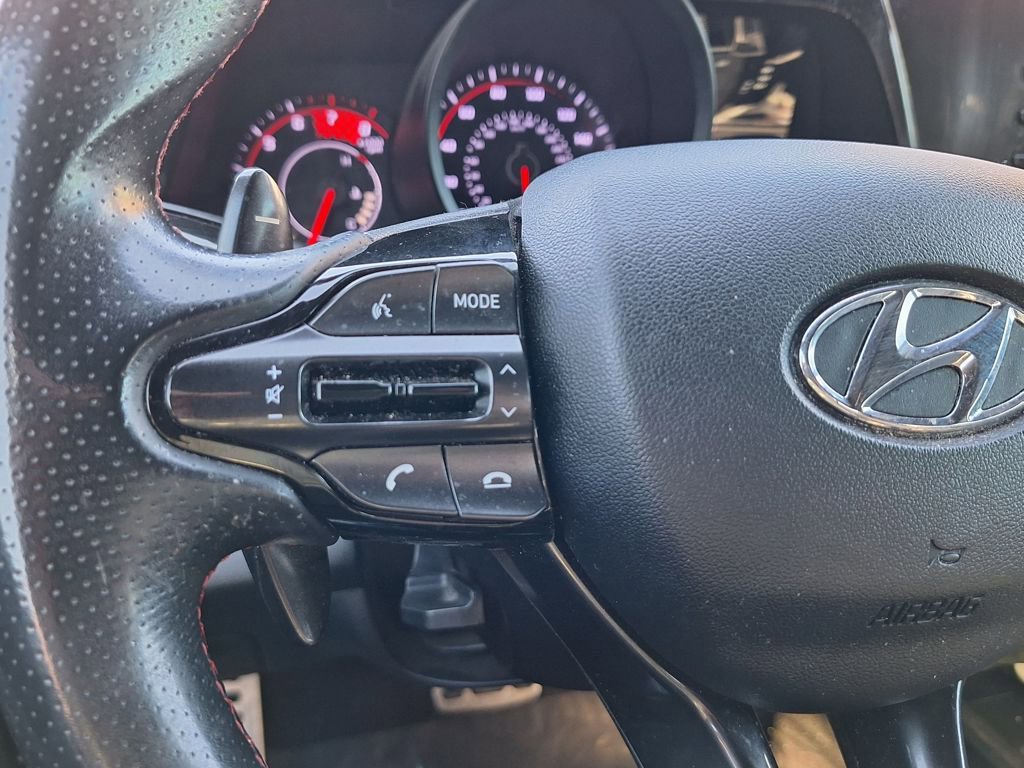 Used 2022 Hyundai Elantra N Line image 17