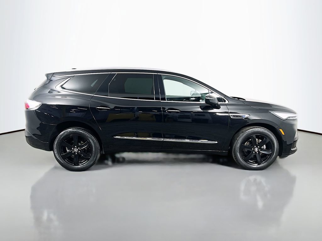 Used 2023 Buick Enclave Essence w/ Experience Buick Package image 4