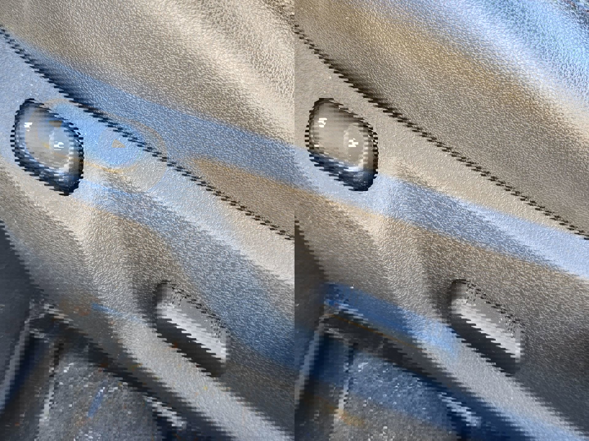 Used 2012 Ford Mustang GT Premium w/ HID Headlamps & Security Pkg image 13