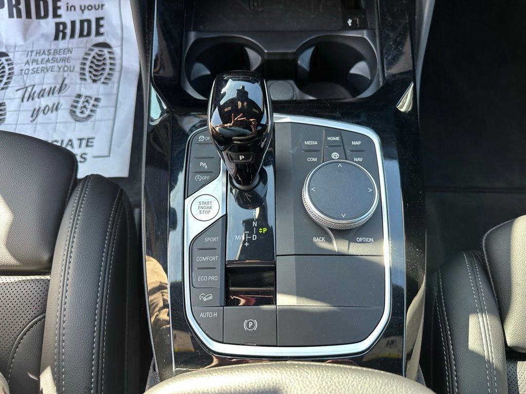 Certified 2025 BMW X4 xDrive30i image 18