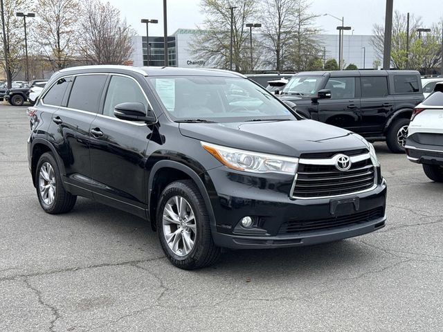 Used 2015 Toyota Highlander XLE image 1