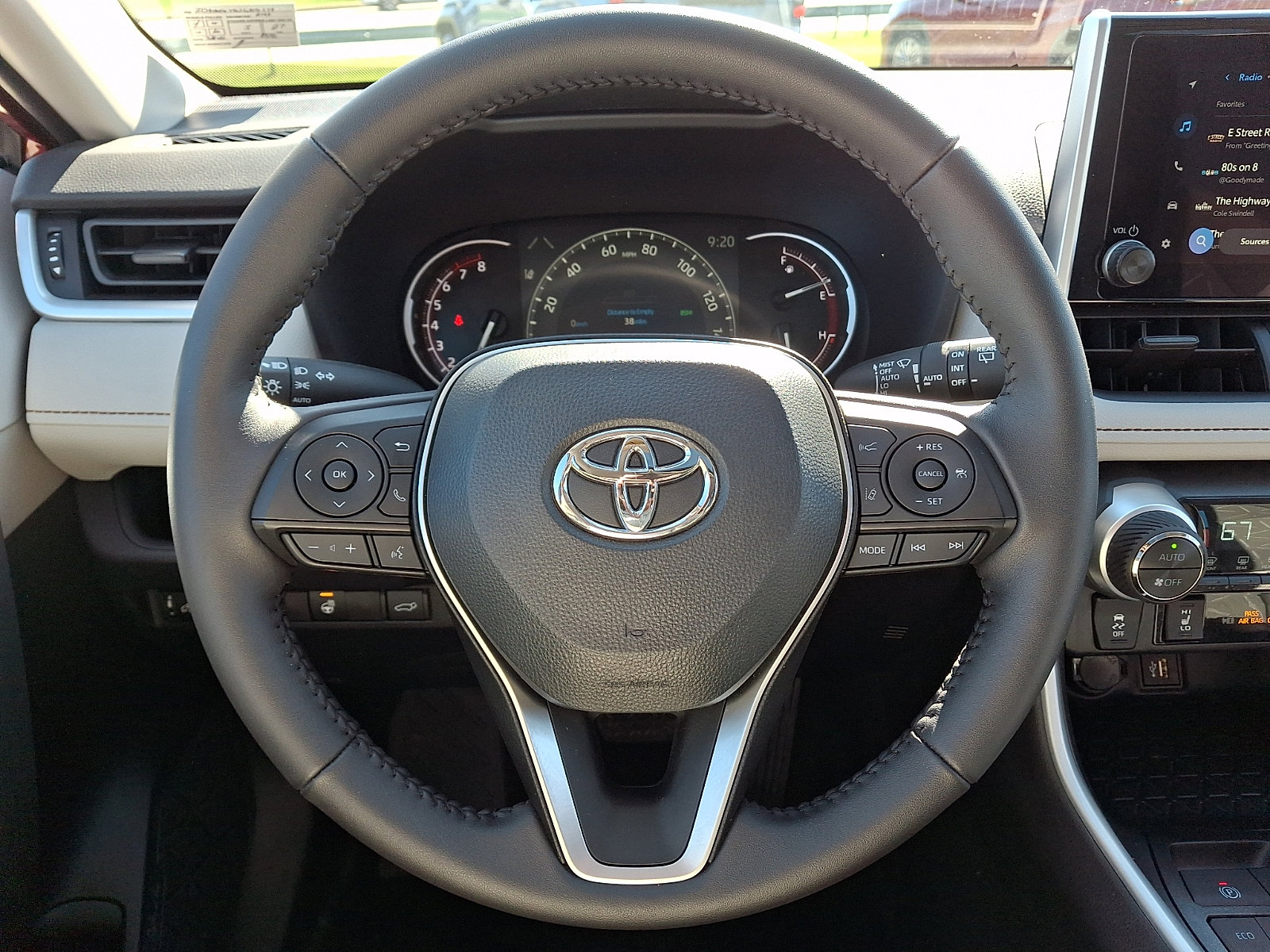Certified 2025 Toyota RAV4 XLE w/ Convenience Package image 19