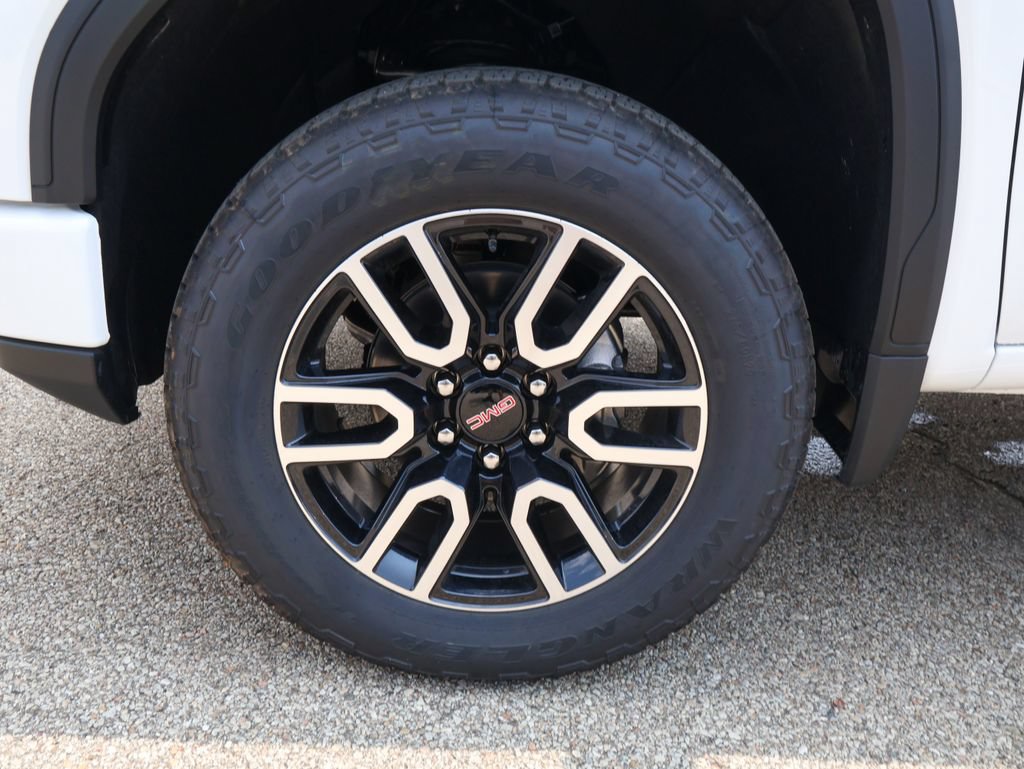 New 2026 GMC Sierra 1500 AT4 w/ AT4 Premium Package AWD/4WD image 38
