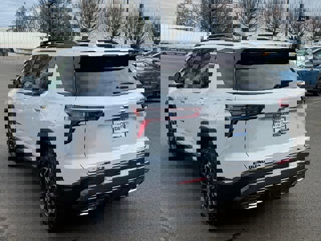 New 2026 Chevrolet Equinox ACTIV w/ Convenience Package III image 6