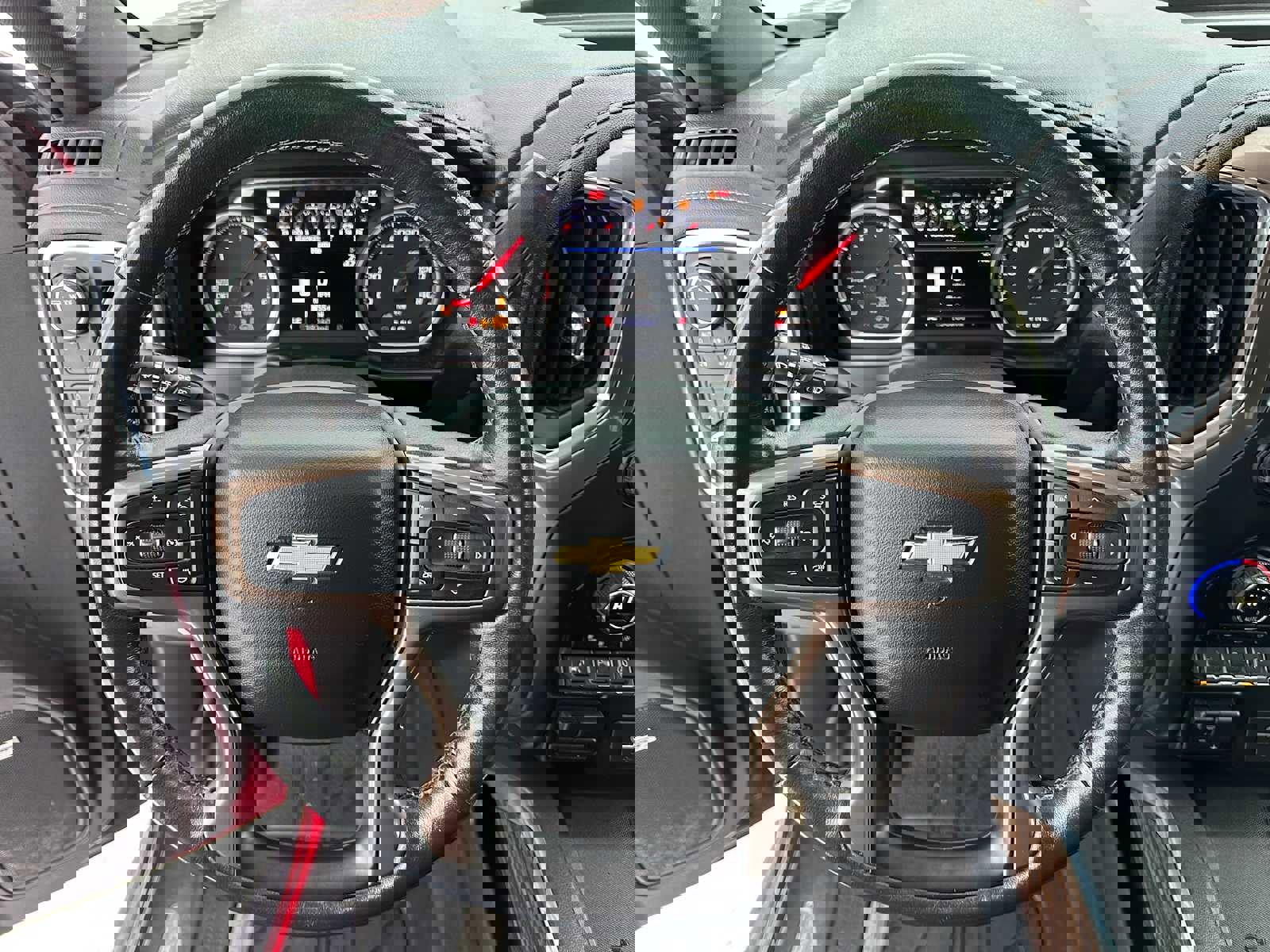 Used 2020 Chevrolet Silverado 1500 High Country w/ Technology Package image 23