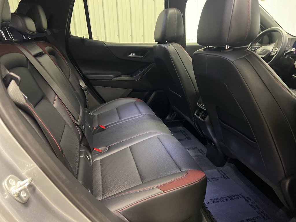 Certified 2025 Chevrolet Equinox RS w/ Safety and Technology Package image 9