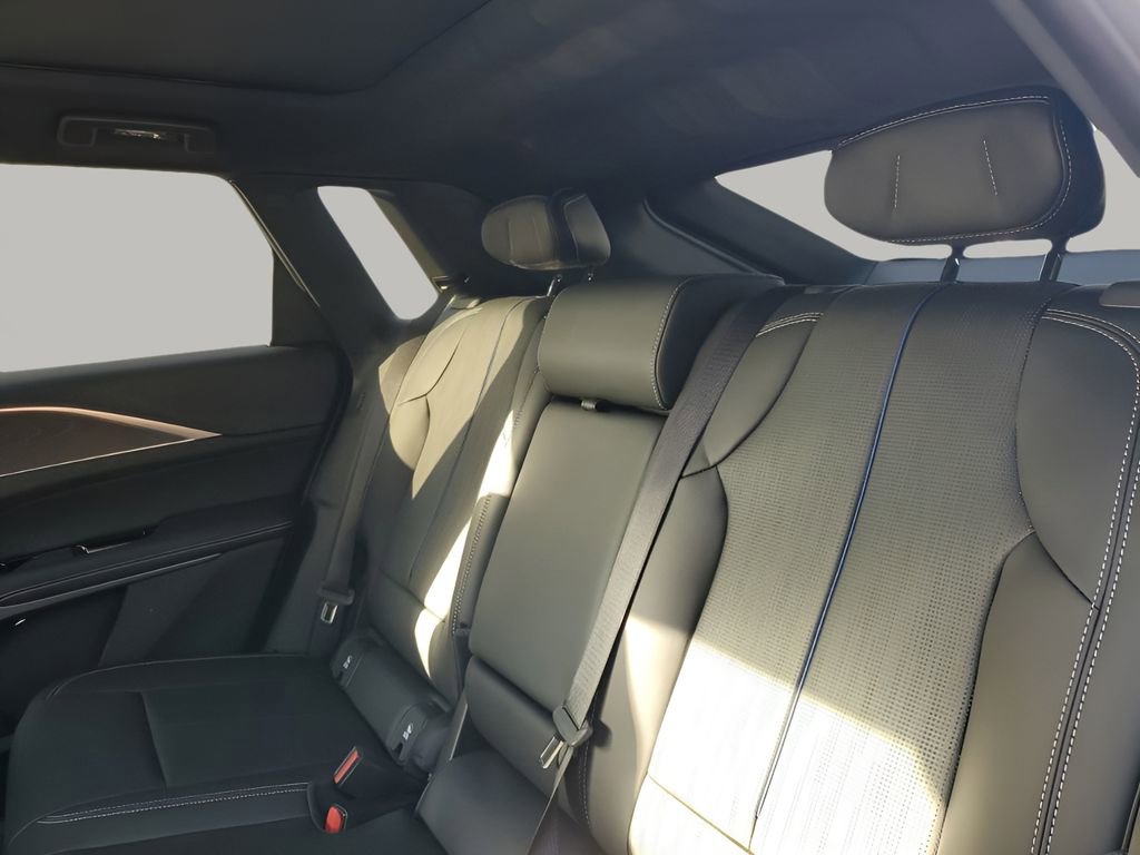 New 2026 Cadillac Lyriq Sport image 19