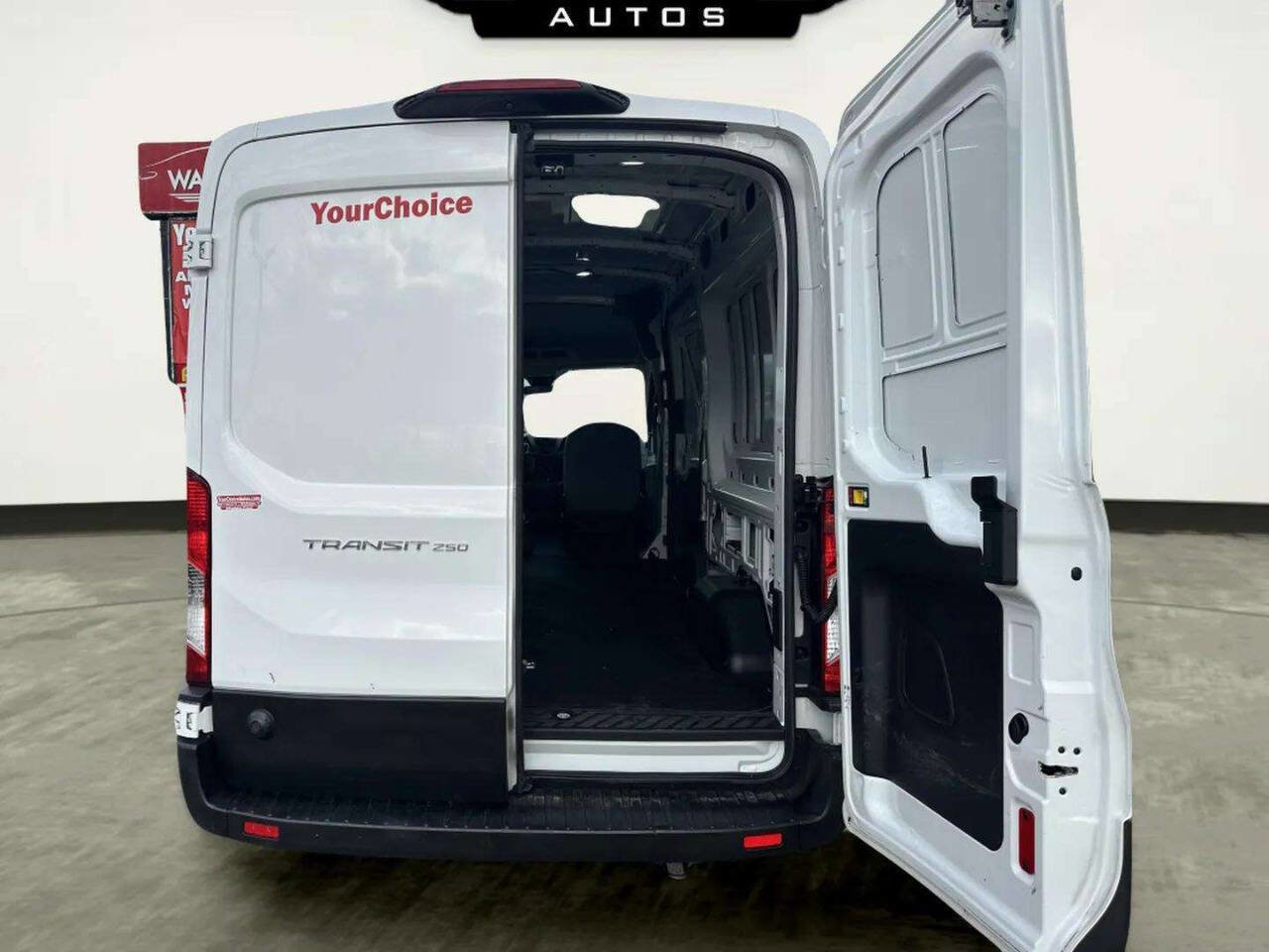 Used 2019 Ford Transit 250 148 Medium Roof RWD image 11