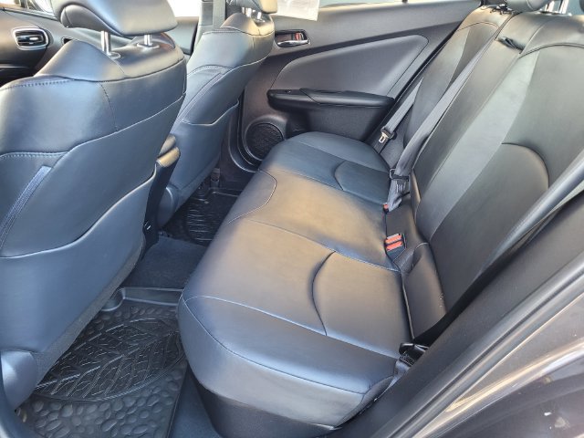 Certified 2017 Toyota Prius Four w/ Advanced Technology Package FWD image 18