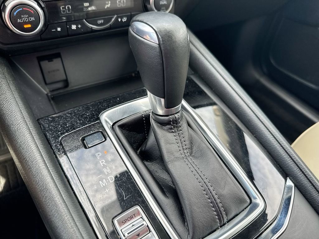 Used 2018 MAZDA CX-5 Touring FWD image 16