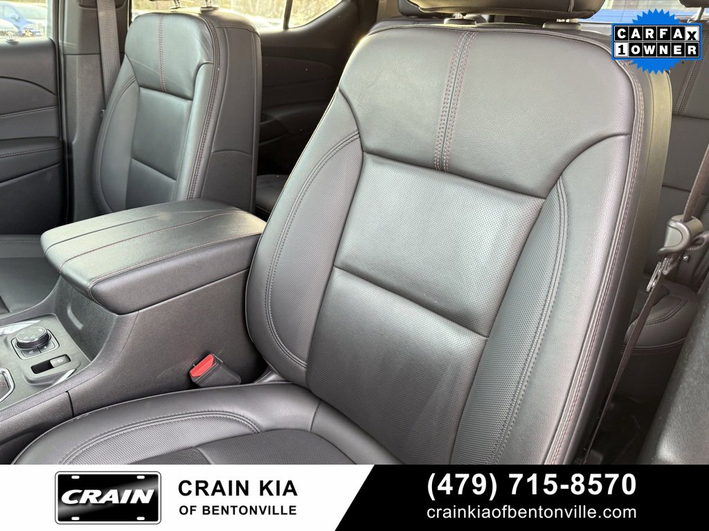 Used 2023 Chevrolet Traverse RS image 22