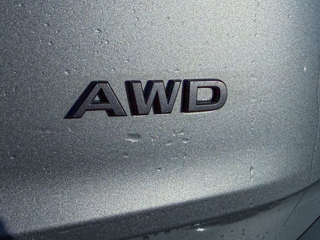 Certified 2025 Nissan Rogue S image 7