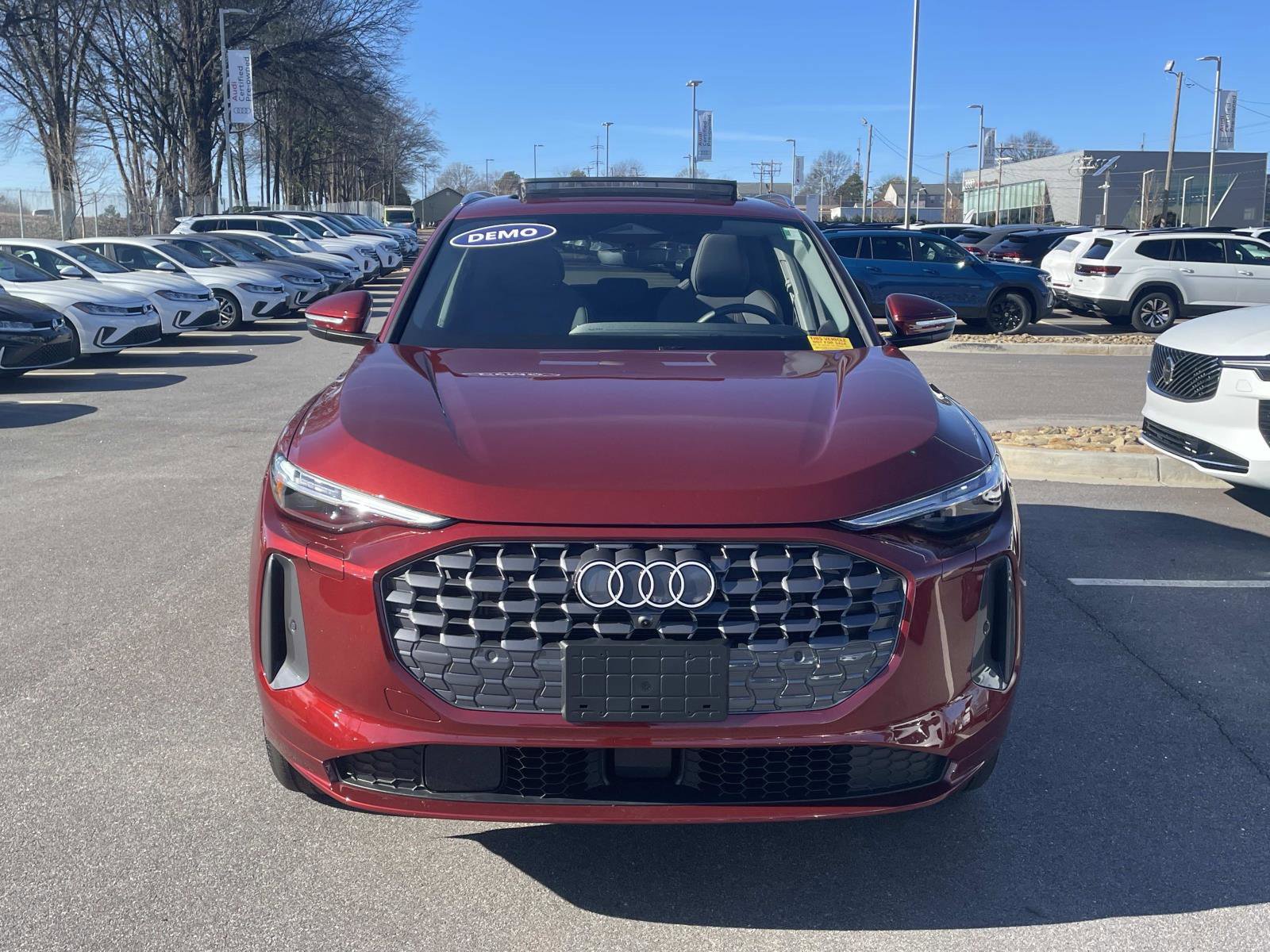 Used 2025 Audi Q5 Premium Plus w/ Premium Plus image 2