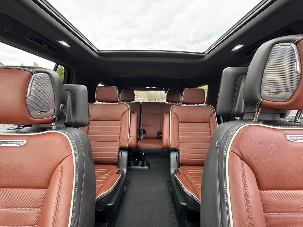 Used 2023 GMC Yukon Denali Ultimate AWD/4WD image 21