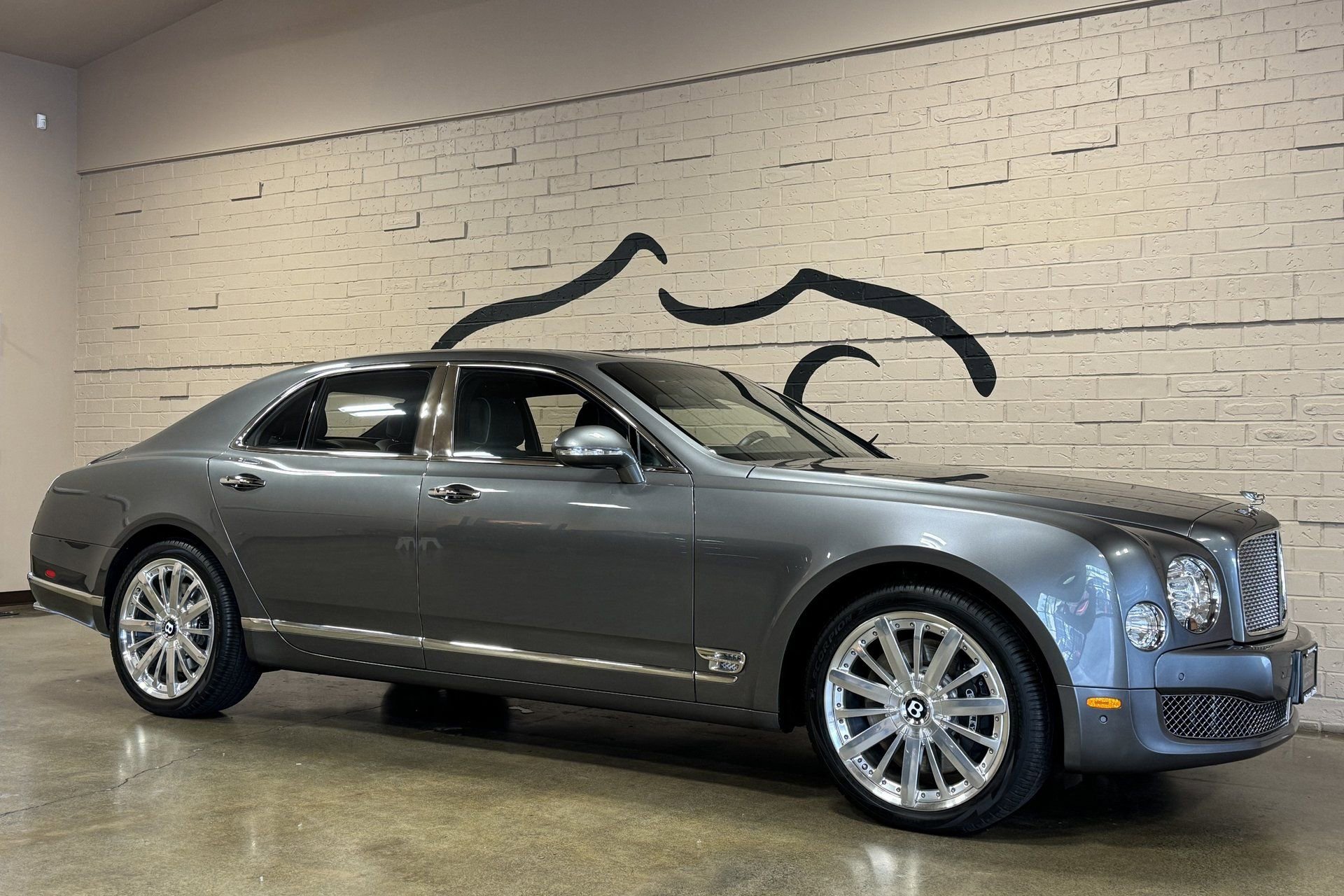 Used 2013 Bentley Mulsanne image 4