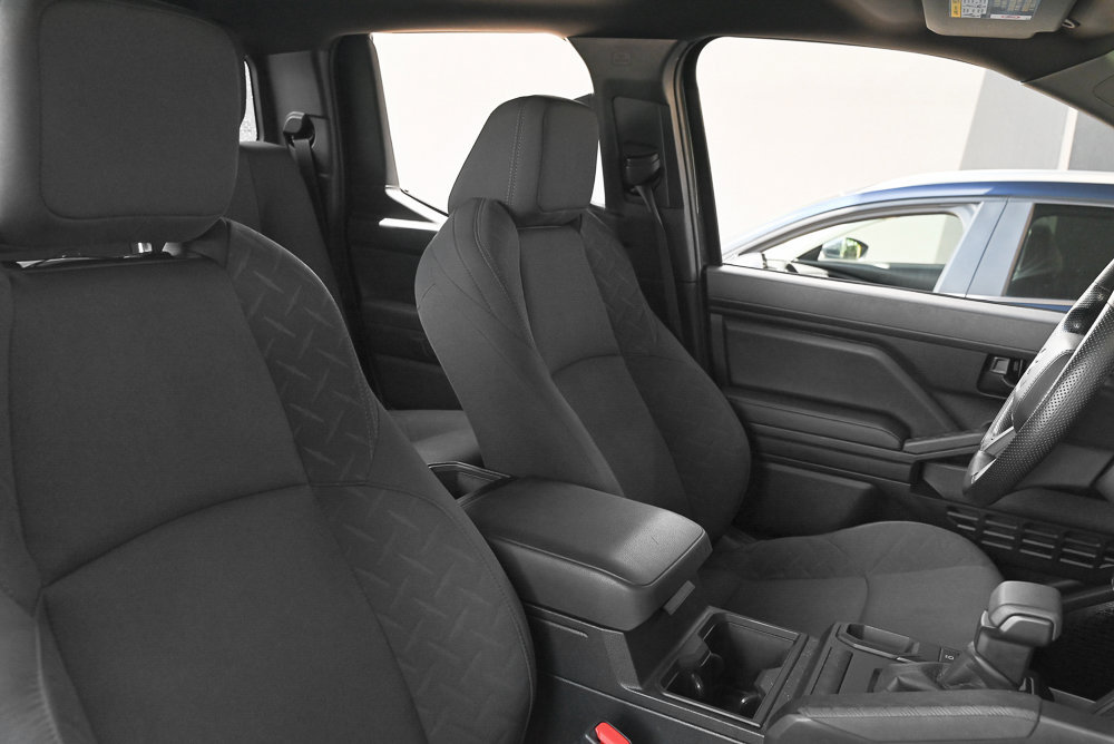 Used 2026 Toyota Tacoma SR RWD image 8