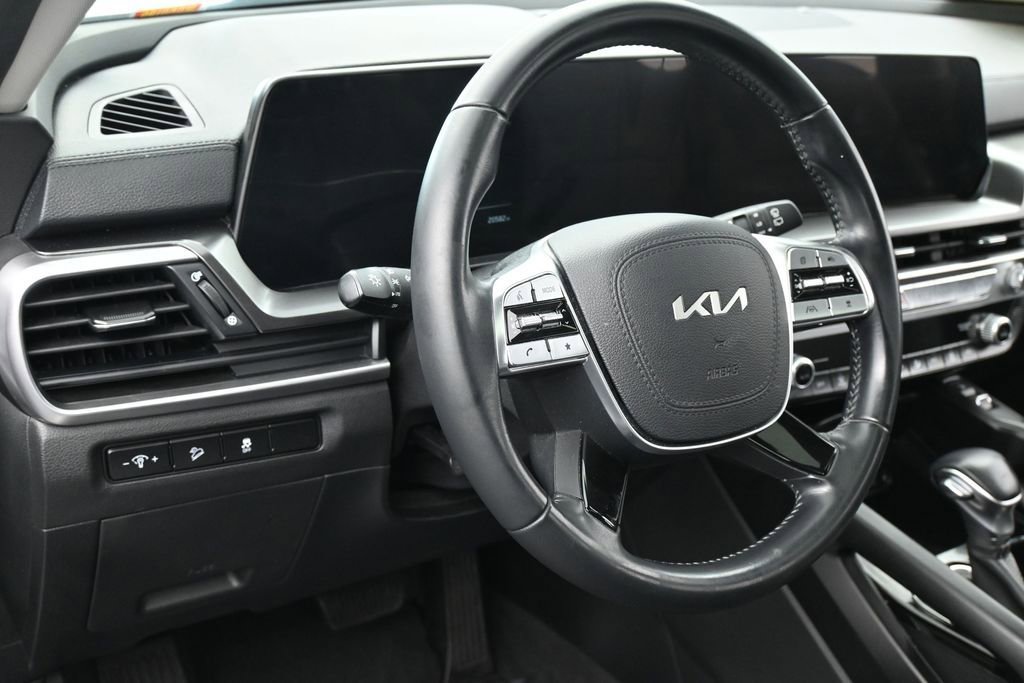 Used 2024 Kia Telluride S w/ S Sunroof Package FWD image 15