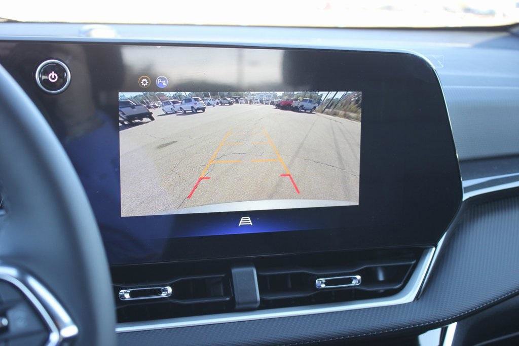 New 2026 Chevrolet Equinox LT w/ LPO, Floor Liner Package image 16