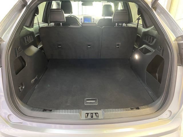 Used 2024 Ford Edge ST-Line image 28