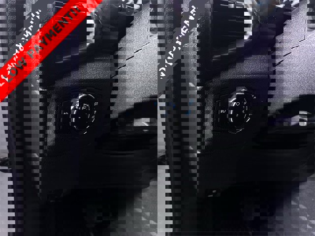 Used 2019 Ford EcoSport SE image 18