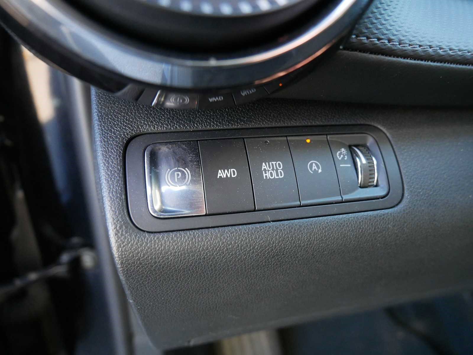 Used 2025 Chevrolet Equinox LT image 23