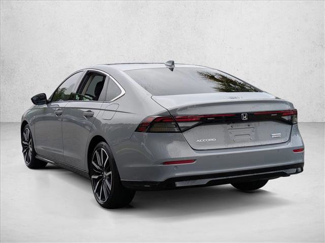 Used 2025 Honda Accord Touring image 8
