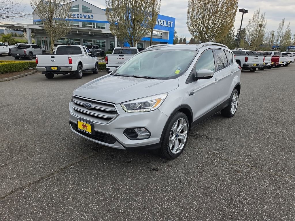 Used 2019 Ford Escape Titanium image 2