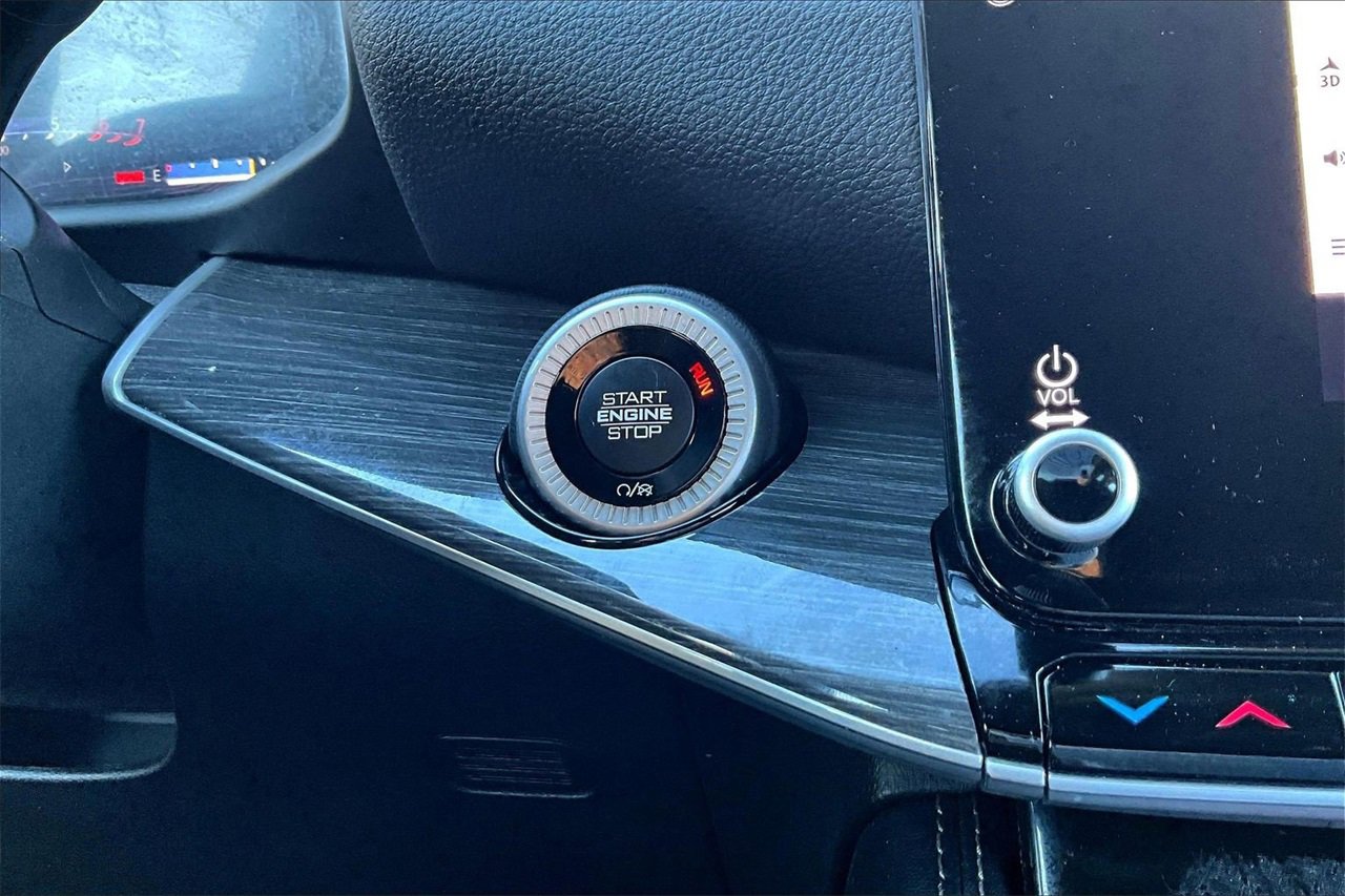 Used 2022 Jeep Wagoneer Series III image 26