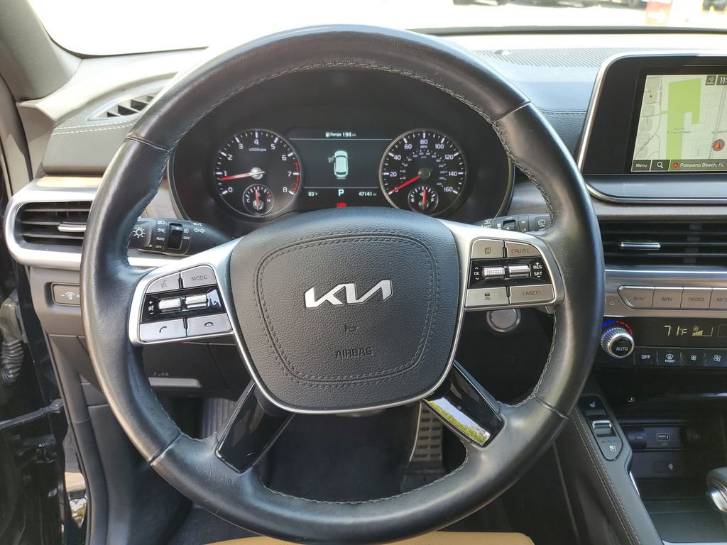 Used 2022 Kia Telluride SX w/ Nightfall Edition Package image 21
