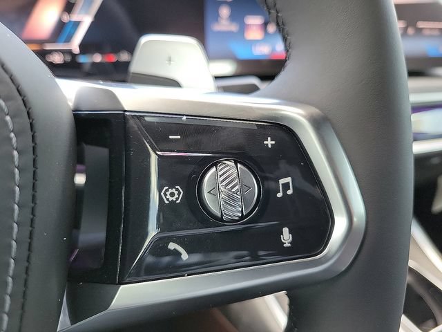 Used 2026 BMW 760i xDrive AWD/4WD image 26