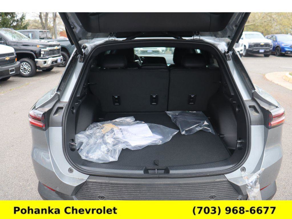 New 2026 Chevrolet Equinox EV LT FWD image 25