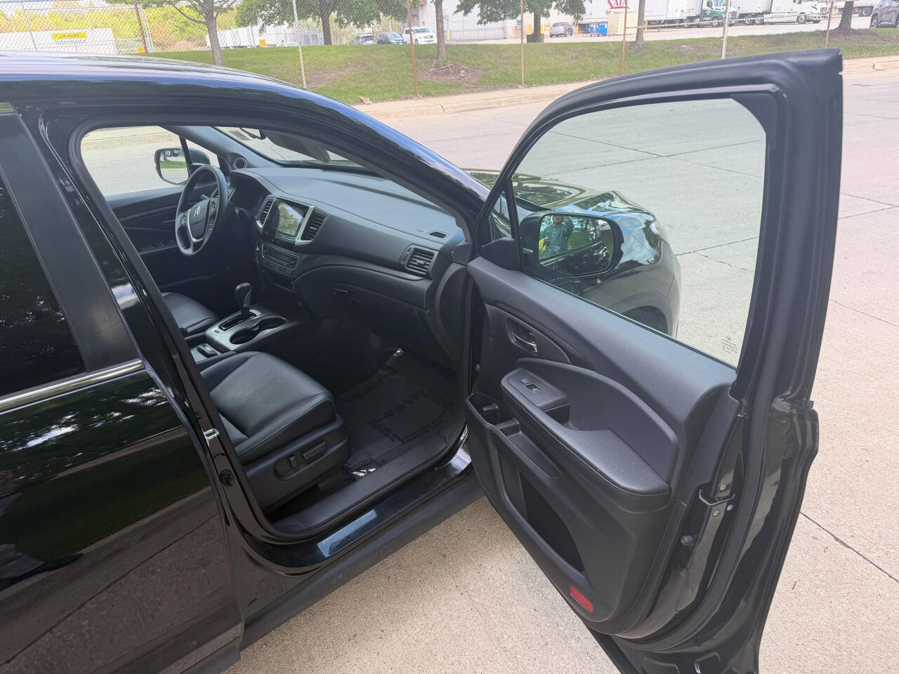 Used 2017 Honda Ridgeline RTL-T image 19