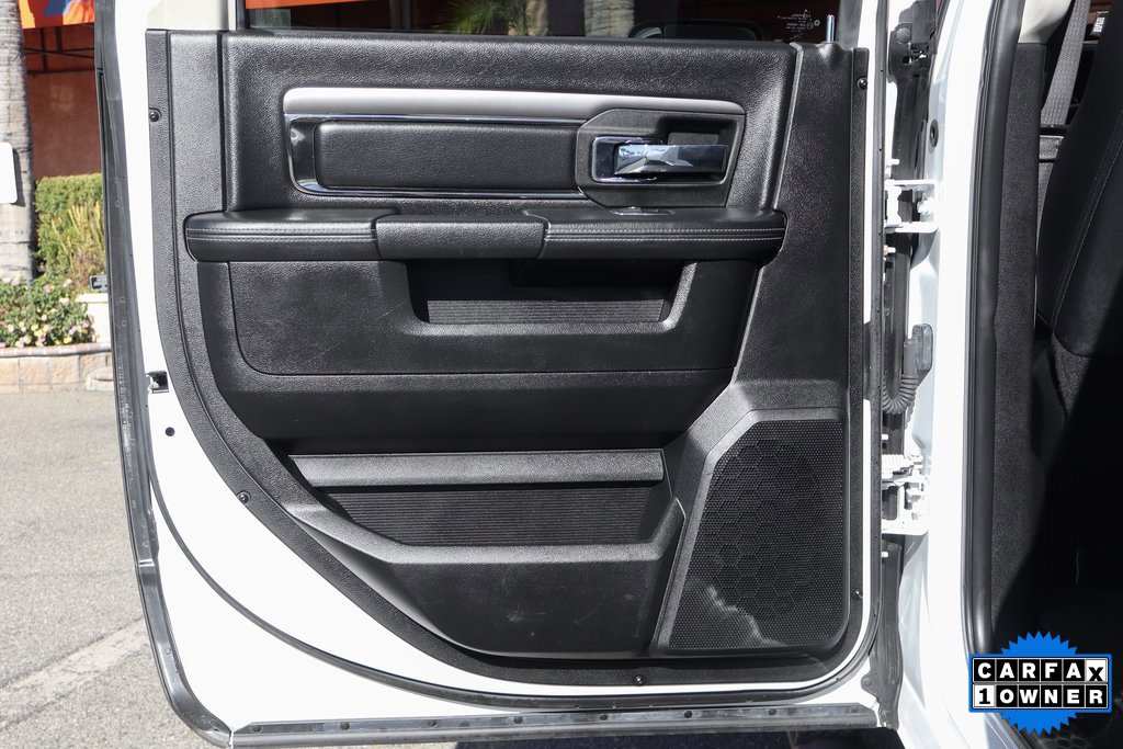 Used 2018 RAM 2500 Laramie w/ Sport Appearance Group image 39